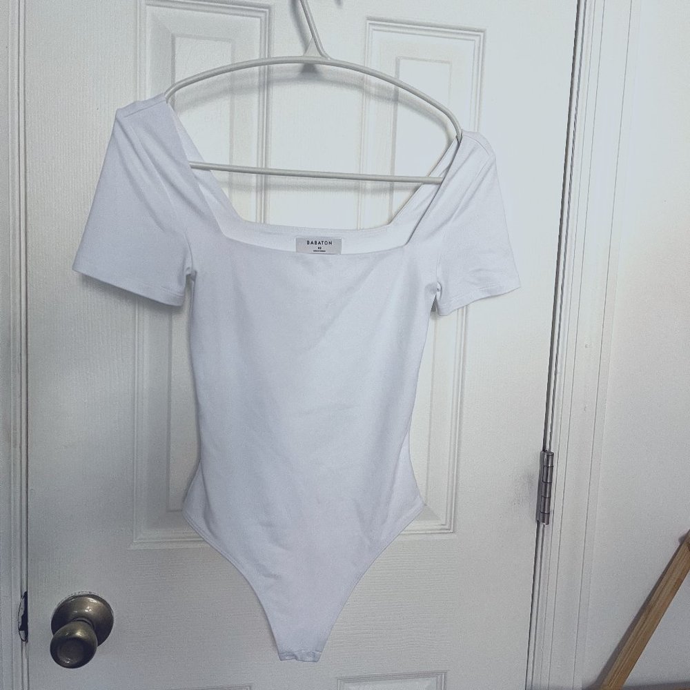 Aritzia Babaton Square Neck Bodysuit Tee